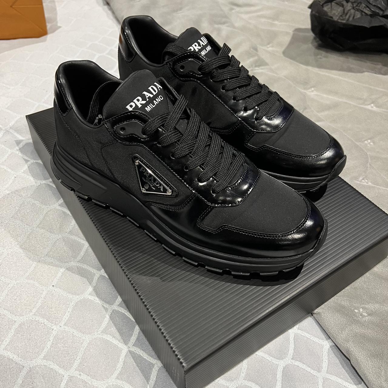 mens prada trainers size 7
