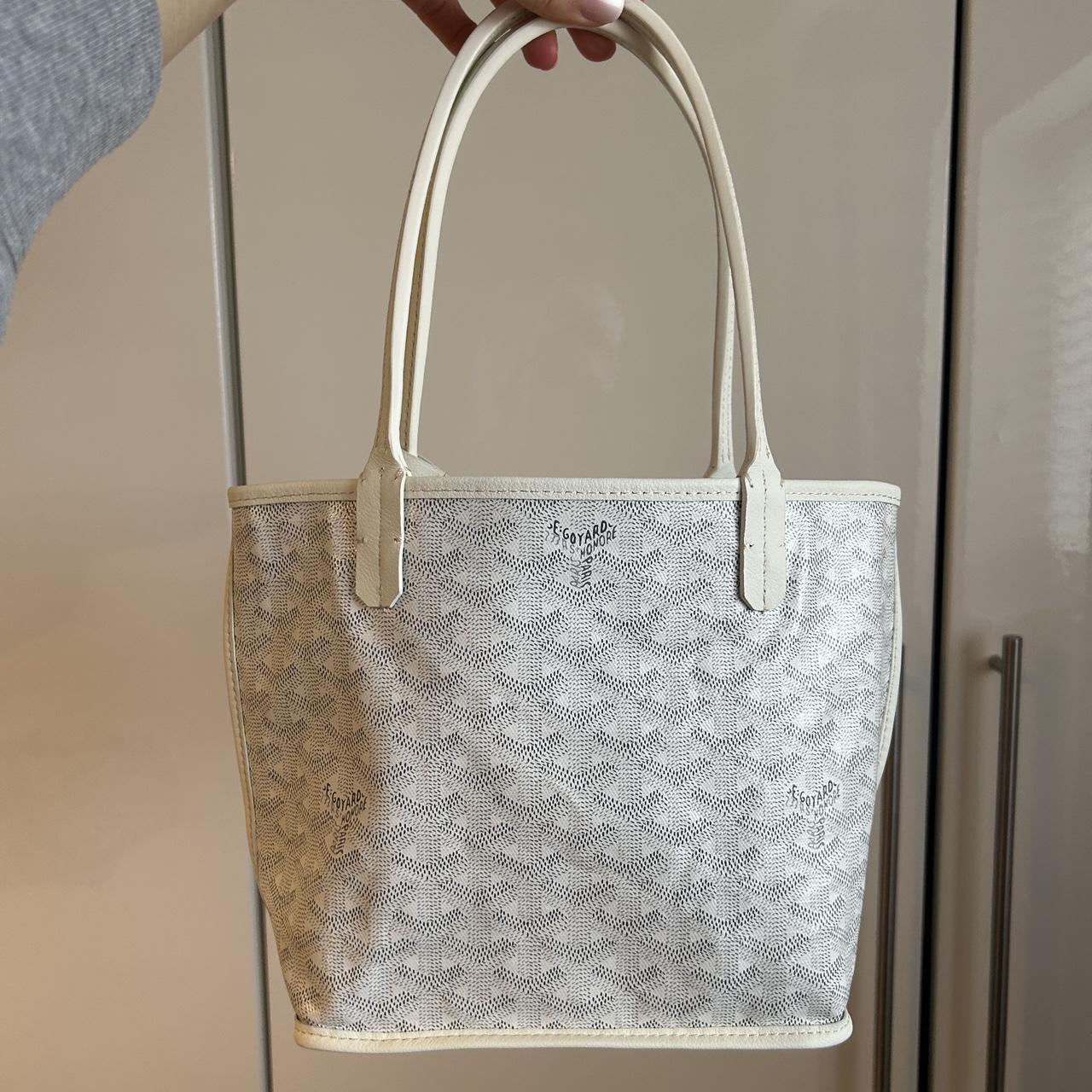 Goyard mini anjou bag white reversible. Excellent... - Depop