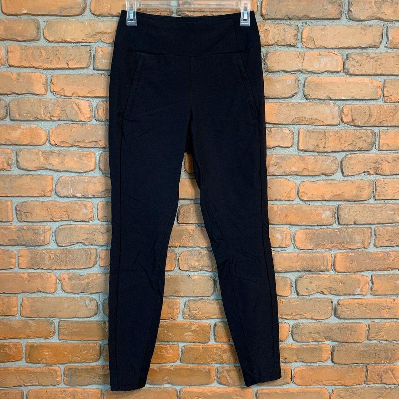 ATHLETA Women s Travel Headlands Hybrid Trek Tight. Depop