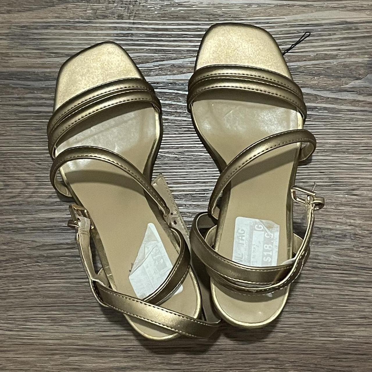 Bandolino sales gold heels