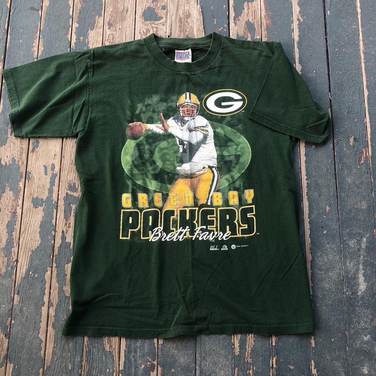 description: 90s Green bay Packers t-shirt size: L - Depop