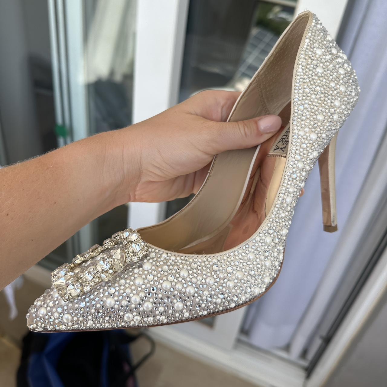 Silver court shoes fashion for wedding