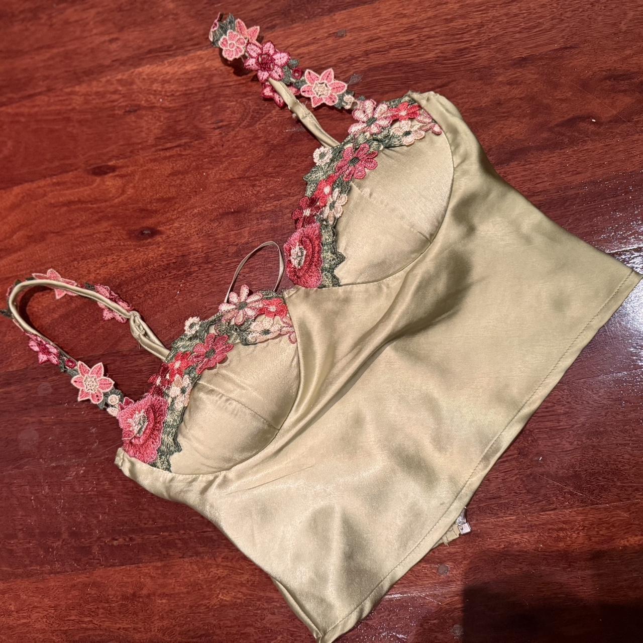item listed by keeey99