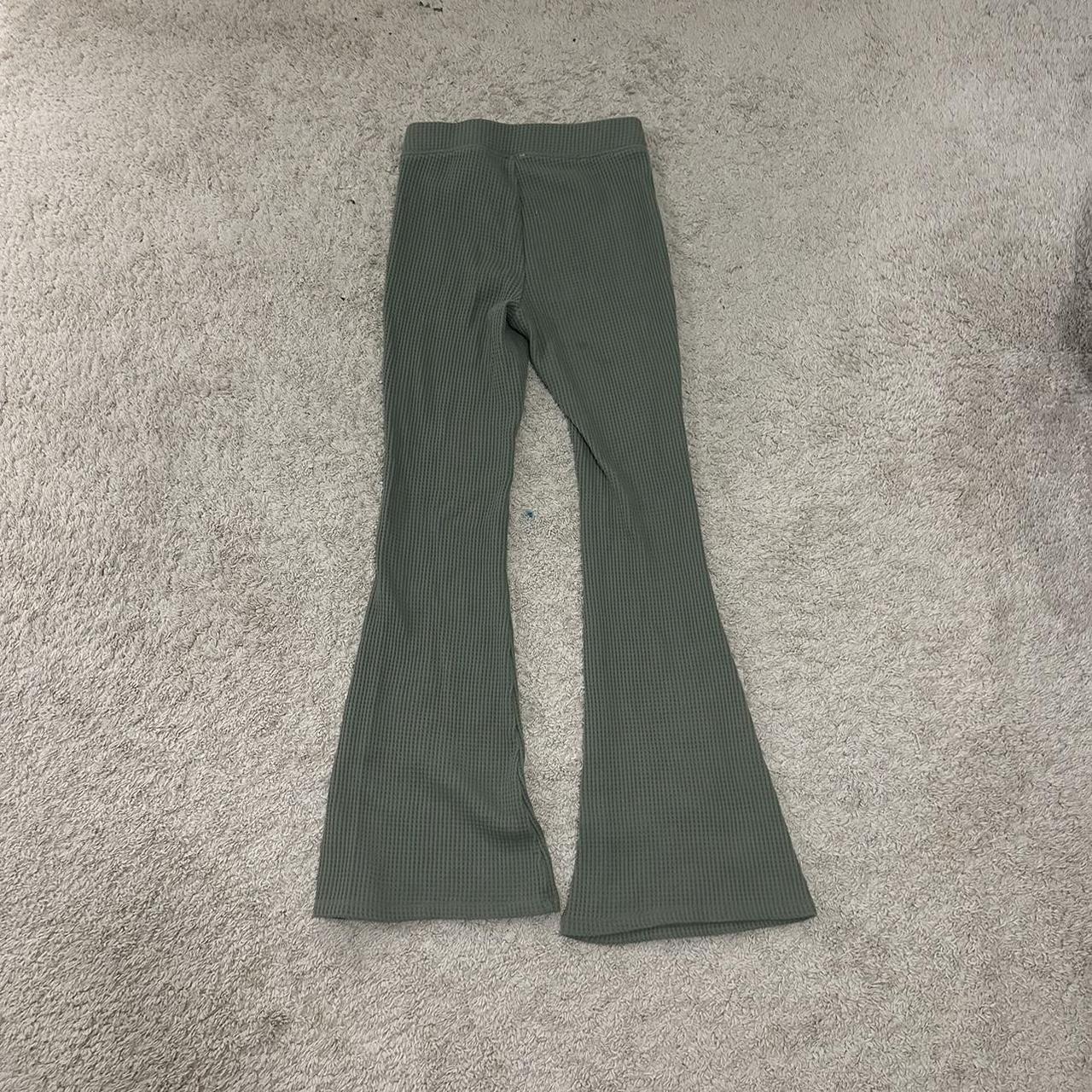 ribbed aerie flare leggings great condition!! very - Depop