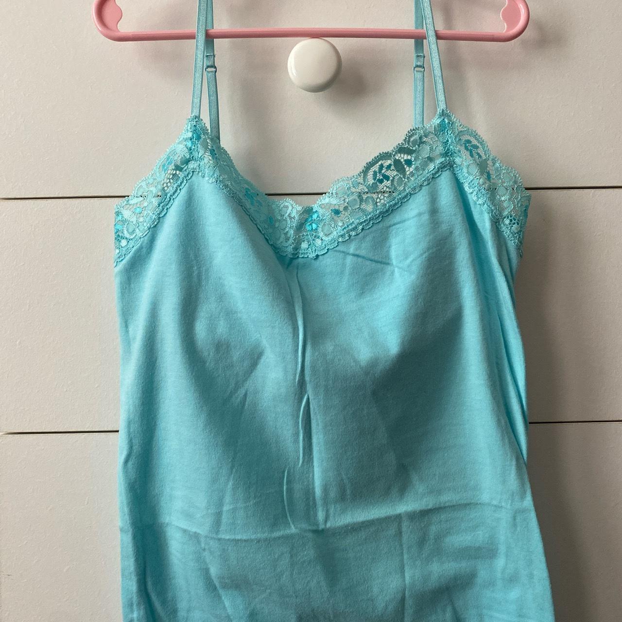 Aeropostale cute lace trim cami tank top -length... - Depop