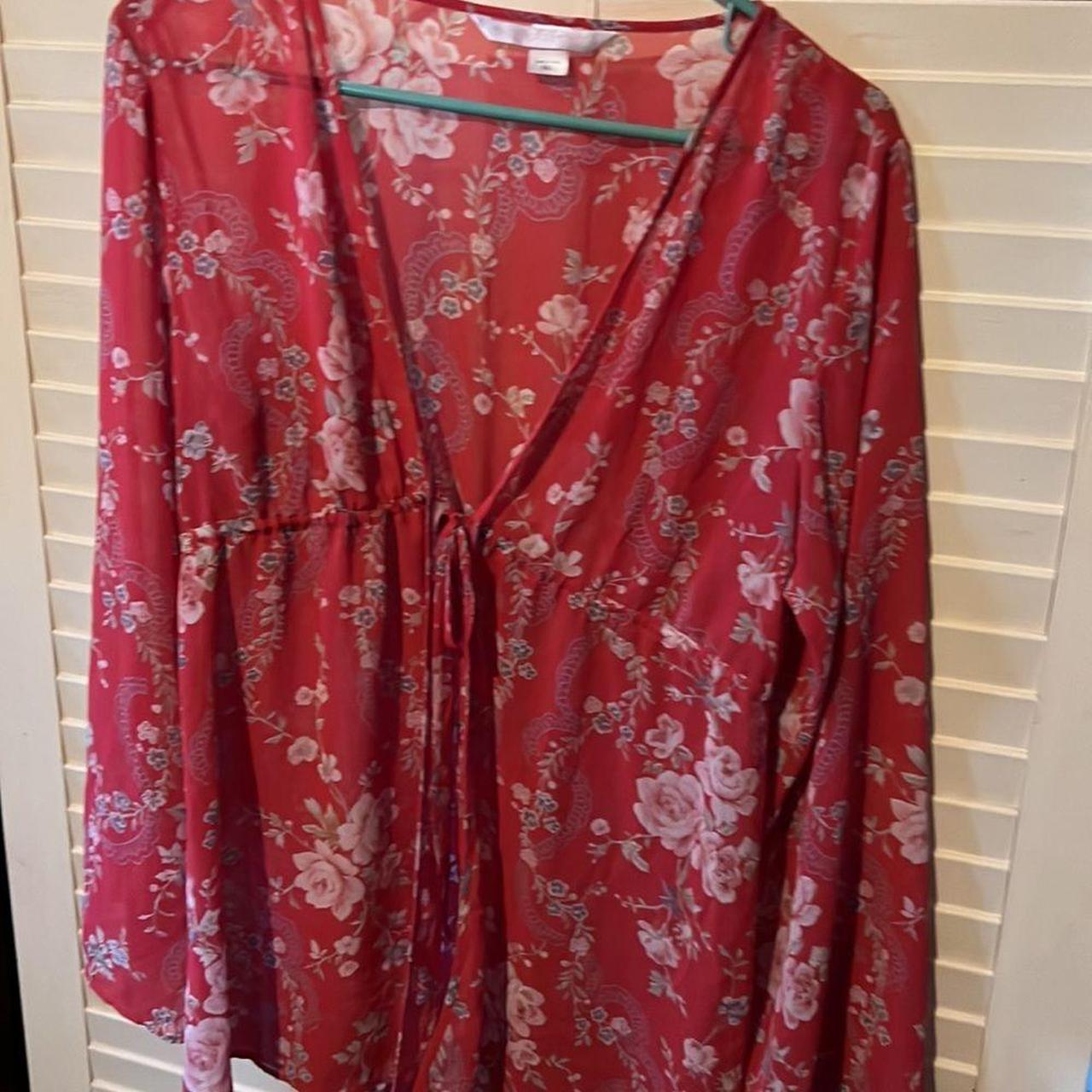 Victoria's Secret Women's Red and Pink Cover-ups | Depop