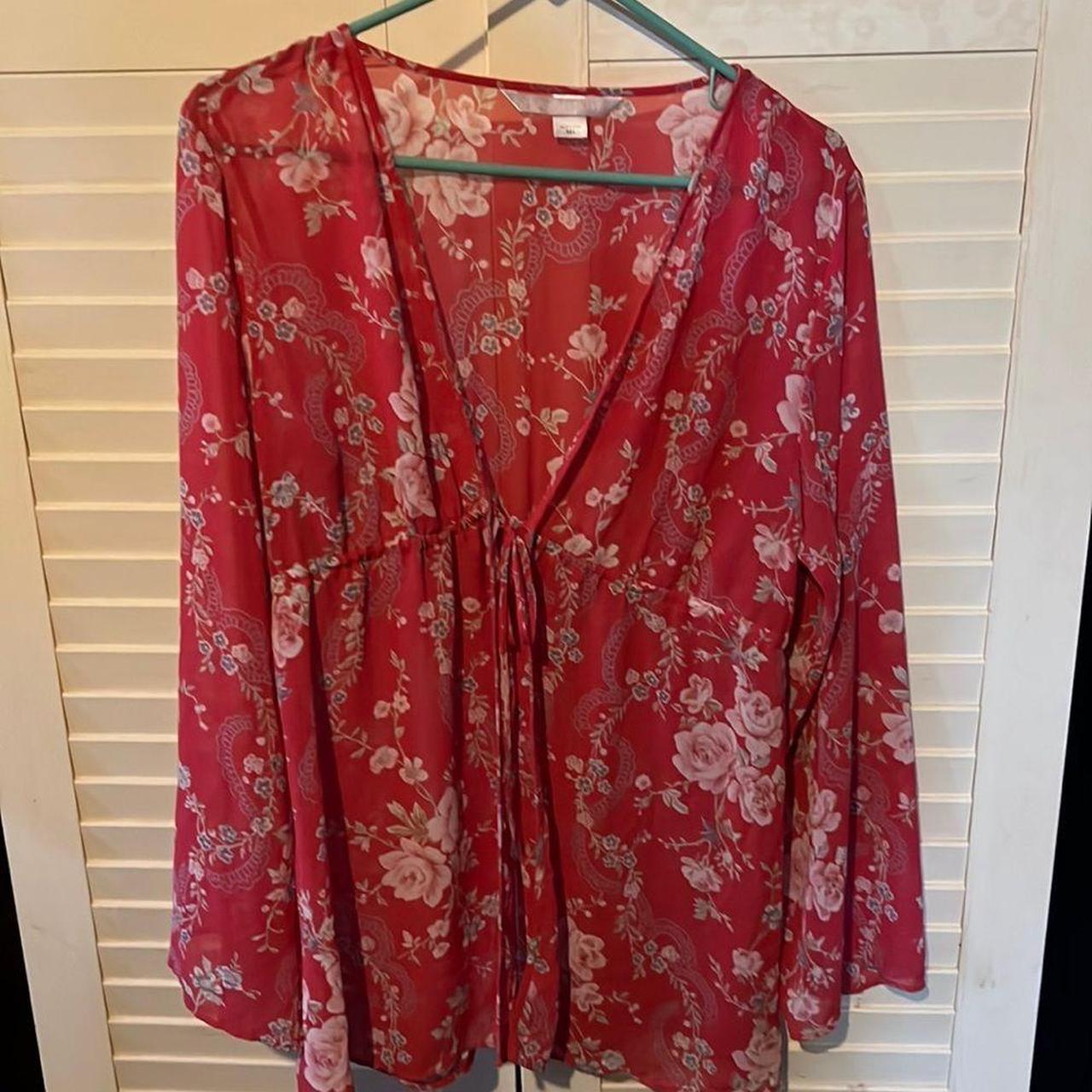 Victoria's Secret Women's Red and Pink Cover-ups | Depop