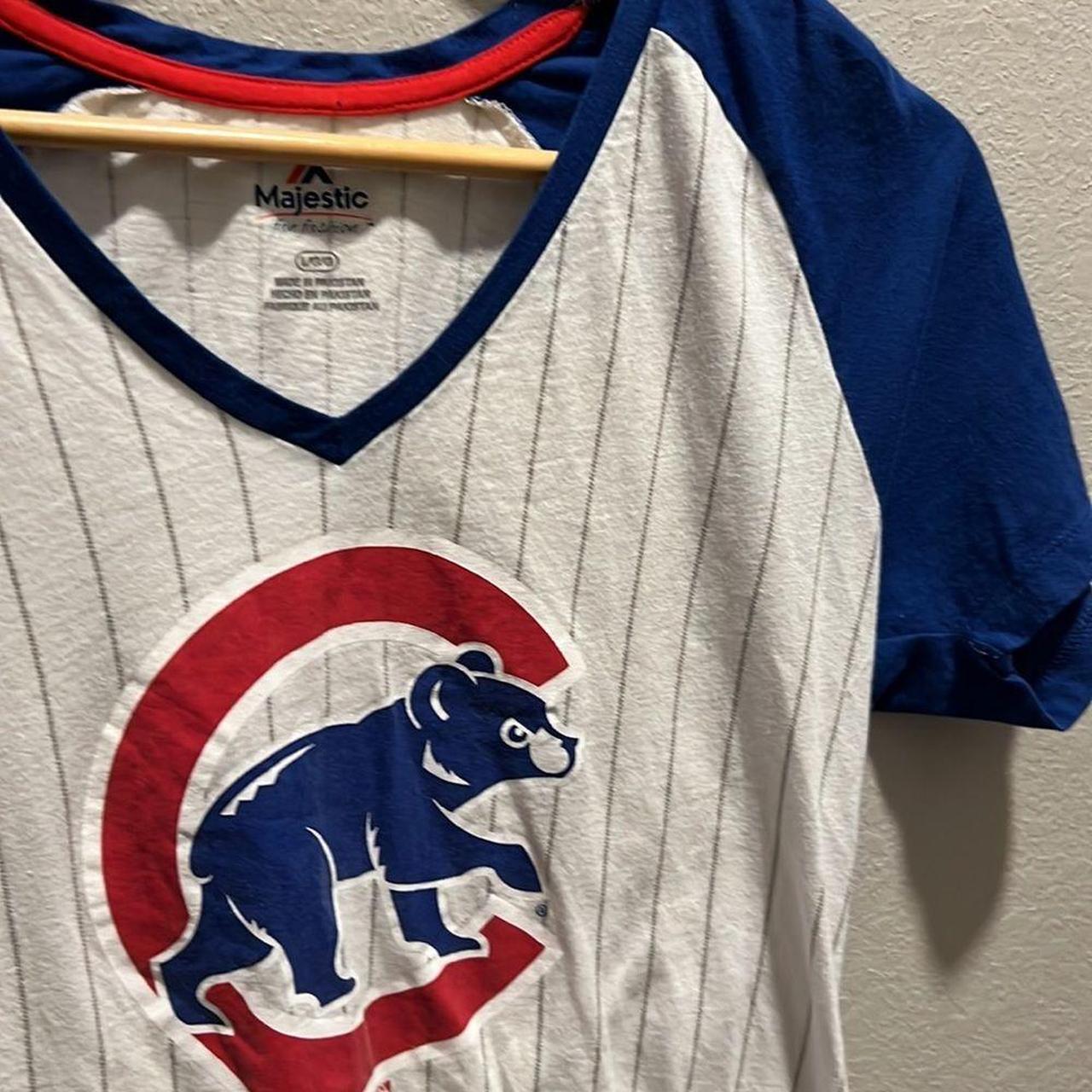 Majestic size large Chicago Cubs short sleeve shirt, - Depop