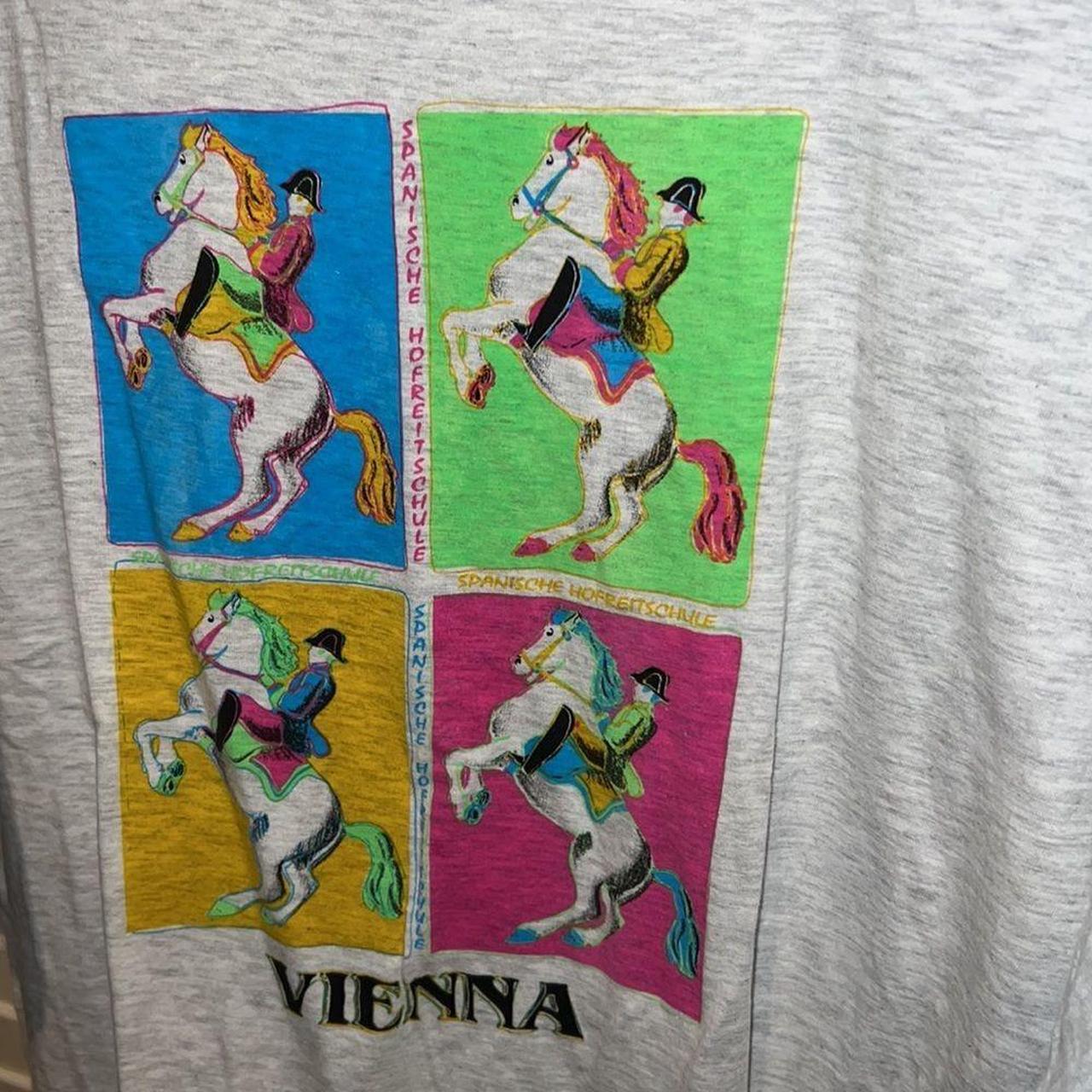 Women's Grey and Pink Tshirt Depop