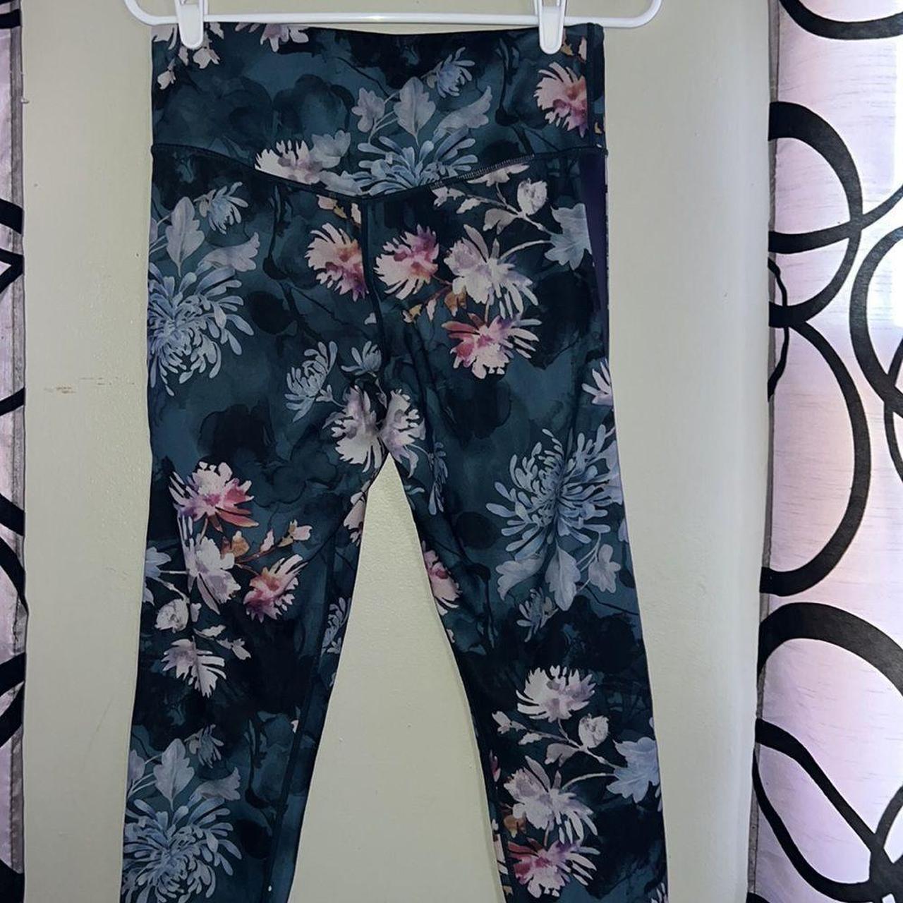 Joy Lab floral leggings size medium, pleather - Depop