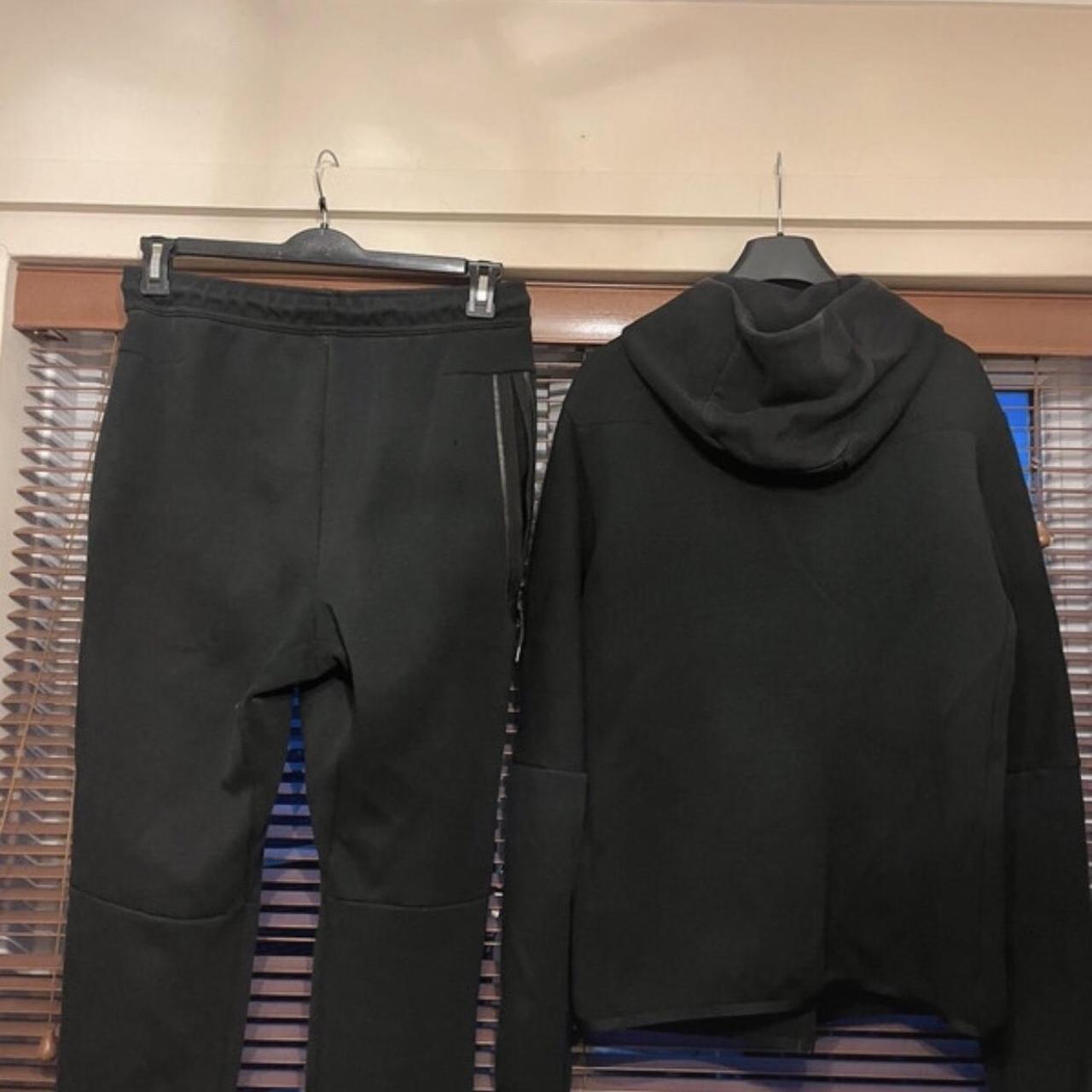 black nike tracksuit hoodie