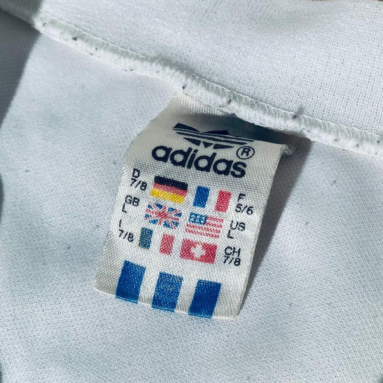 Adidas Men's White and Navy T-shirt | Depop