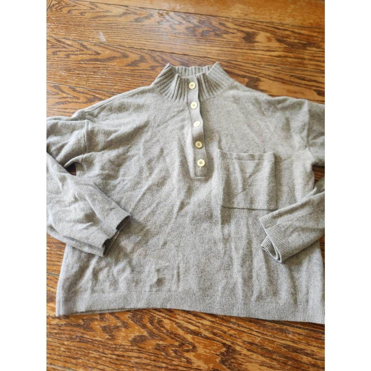 Everlane The ReCashmere Button Mockneck Sweater Depop