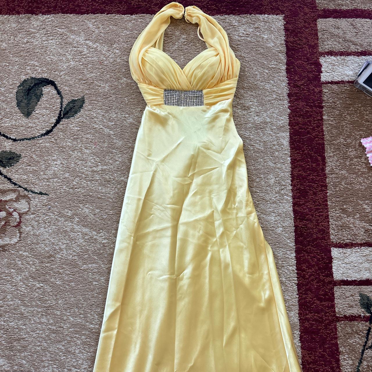 beautiful formal yellow dress size 4 betsy and adam. Depop