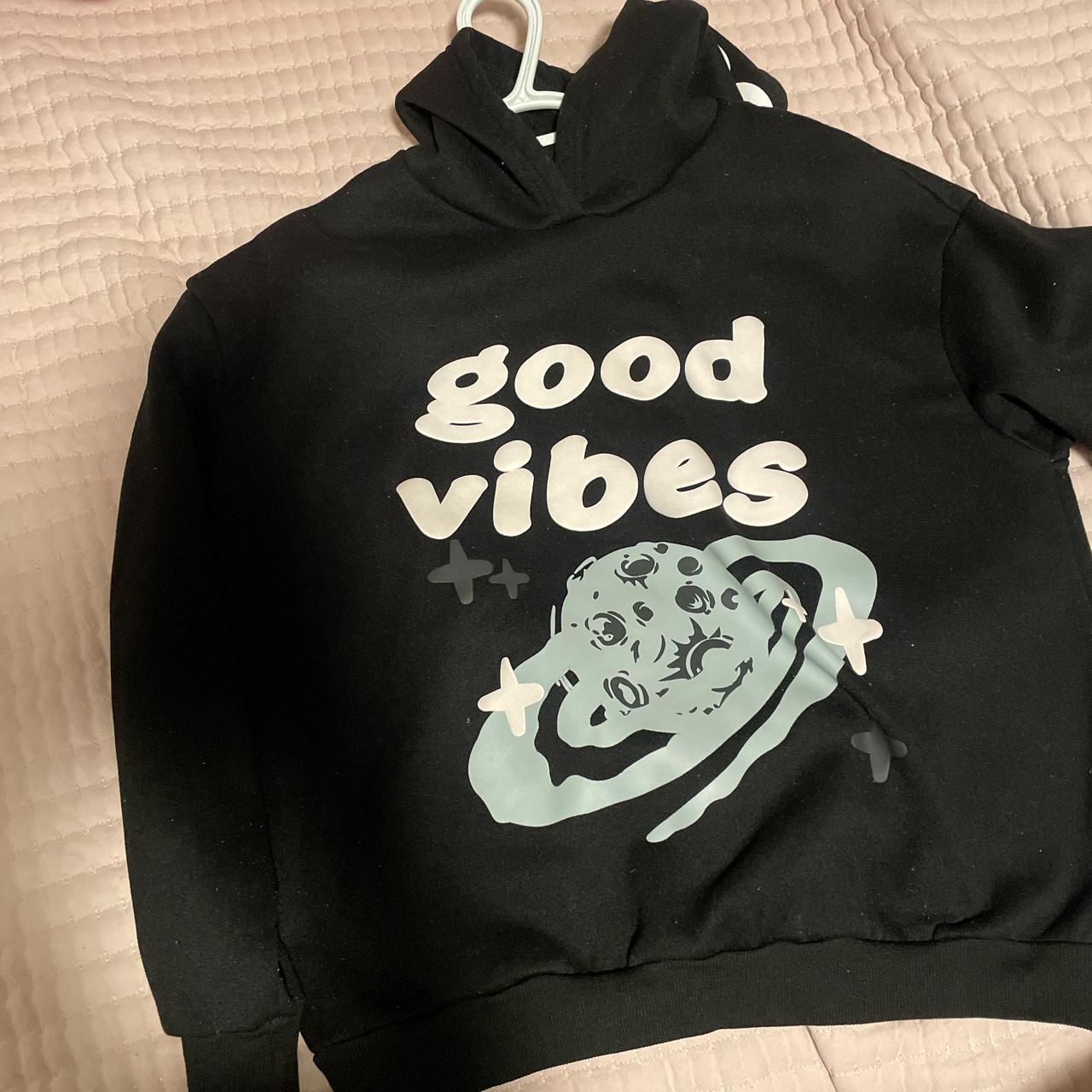 item listed by niihendrixxx