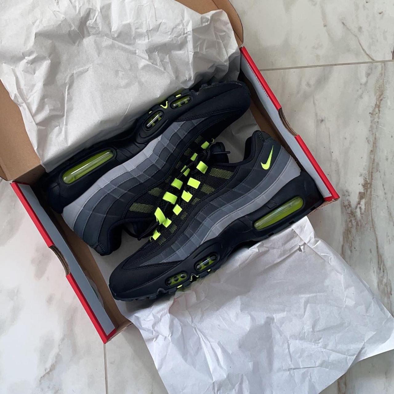 air max 95 neon green 2020