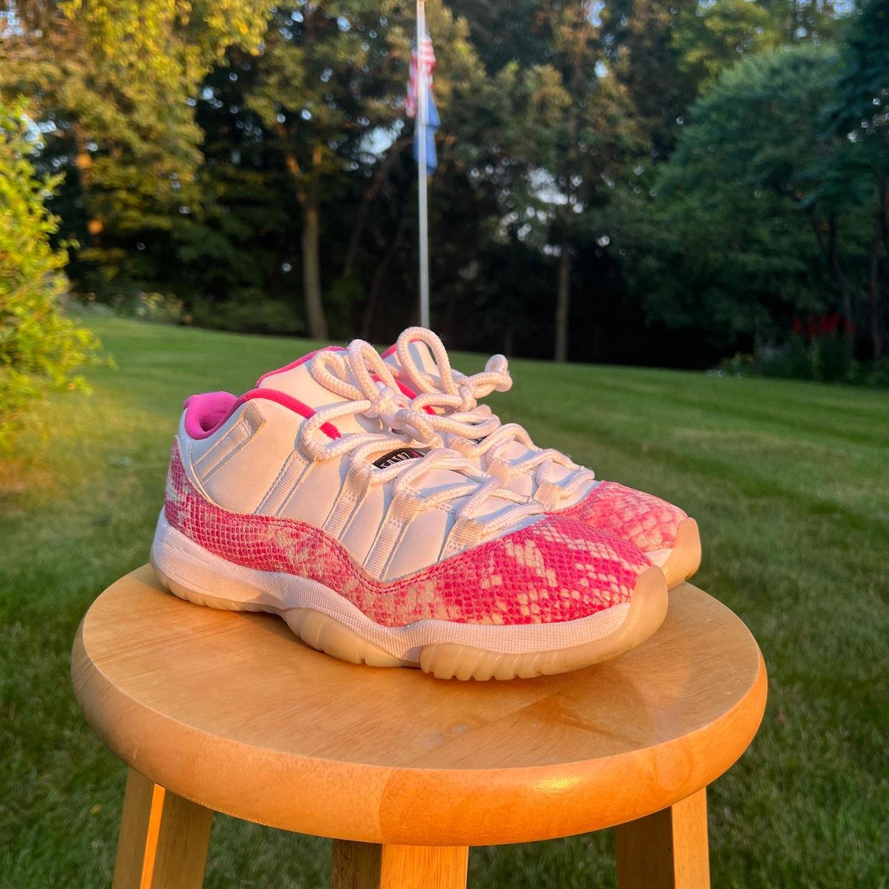 Jordan 11 pink snake skins best sale