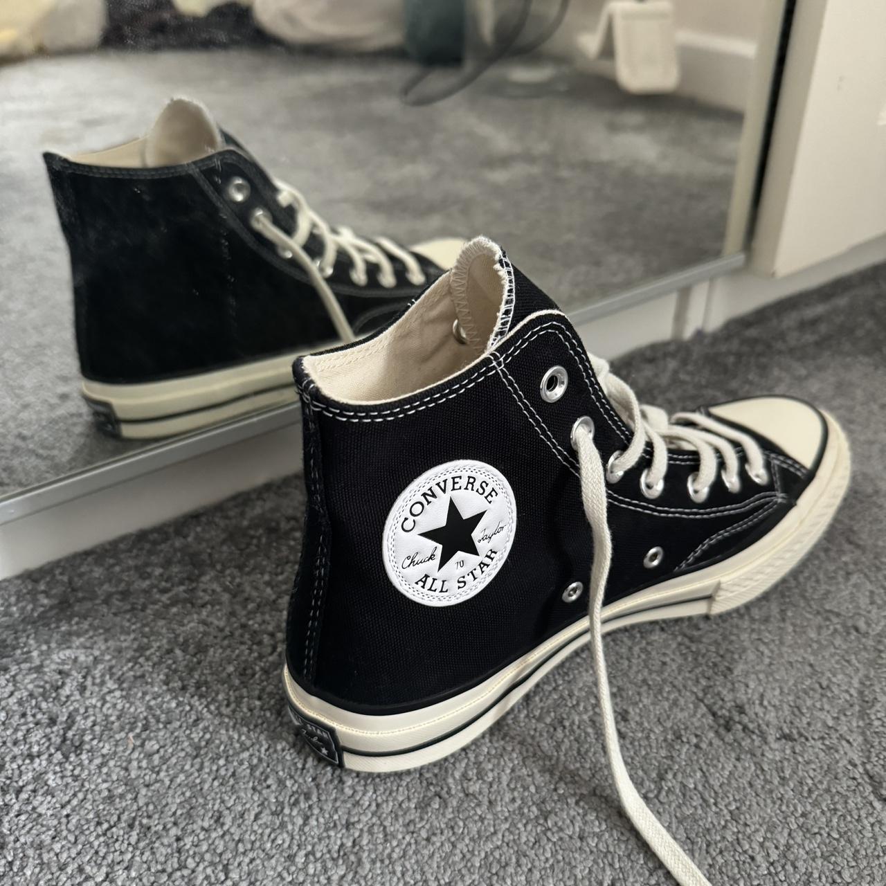 Black converse 6 hotsell