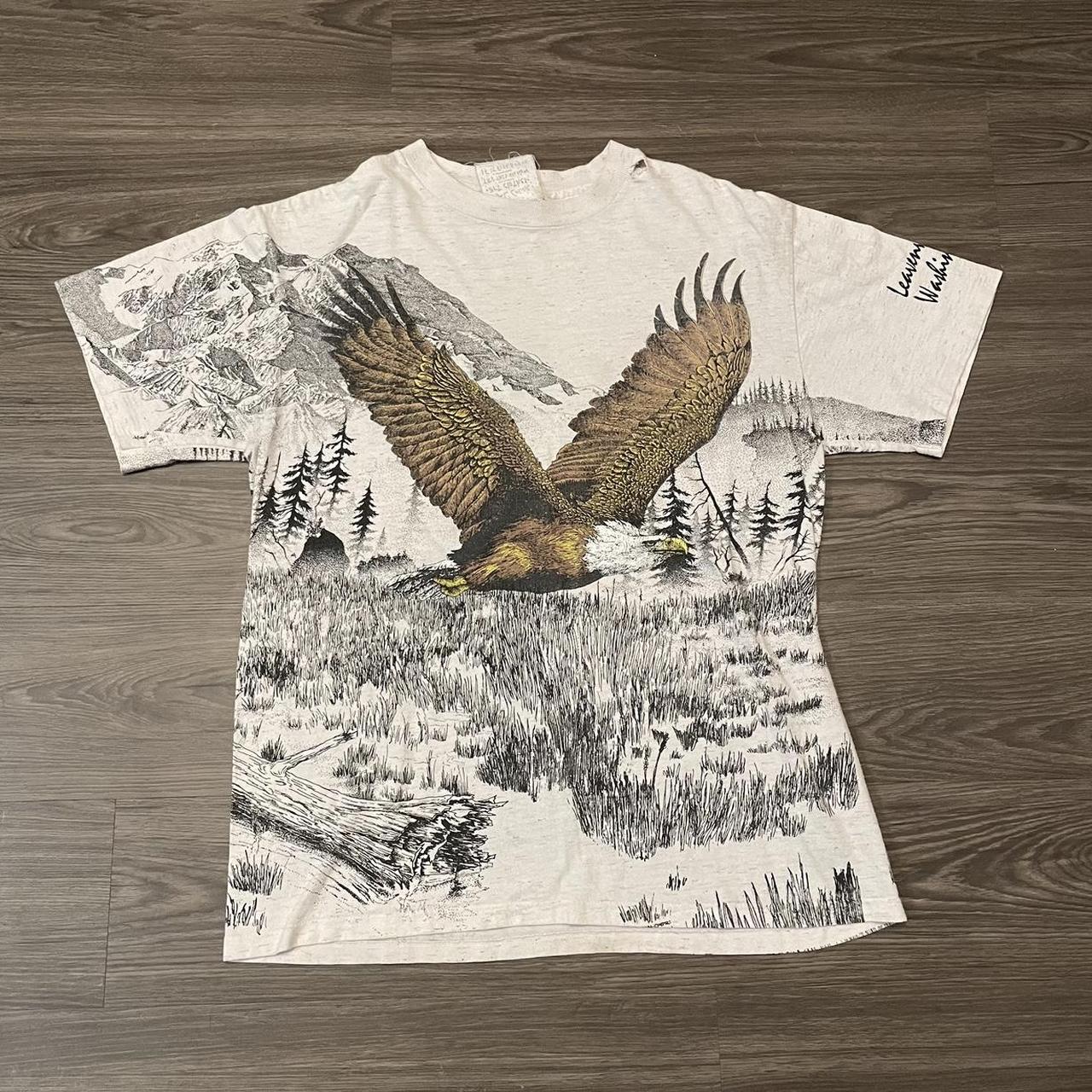 Vintage animal Tshirt 19x25 inches Eagle Nature... Depop