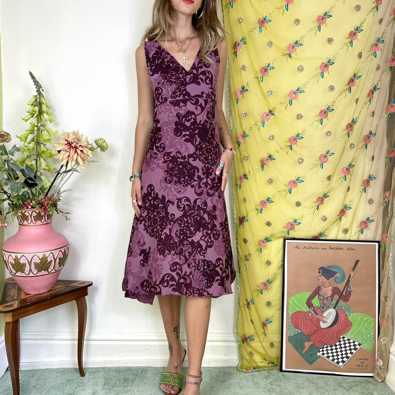 item listed by anishaalice