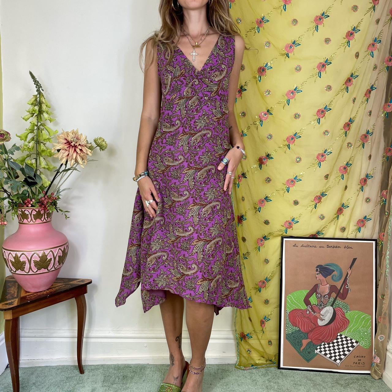 item listed by anishaalice