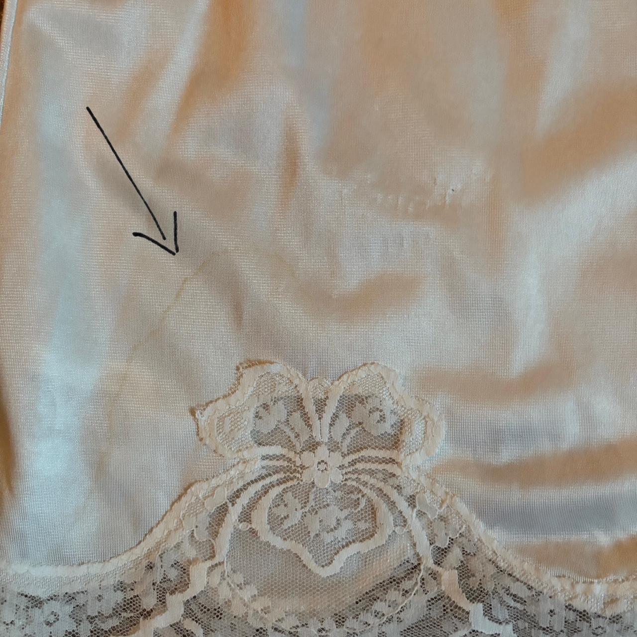 Vintage Women's Nylon Skirt - White - S – Vintage… - image 5
