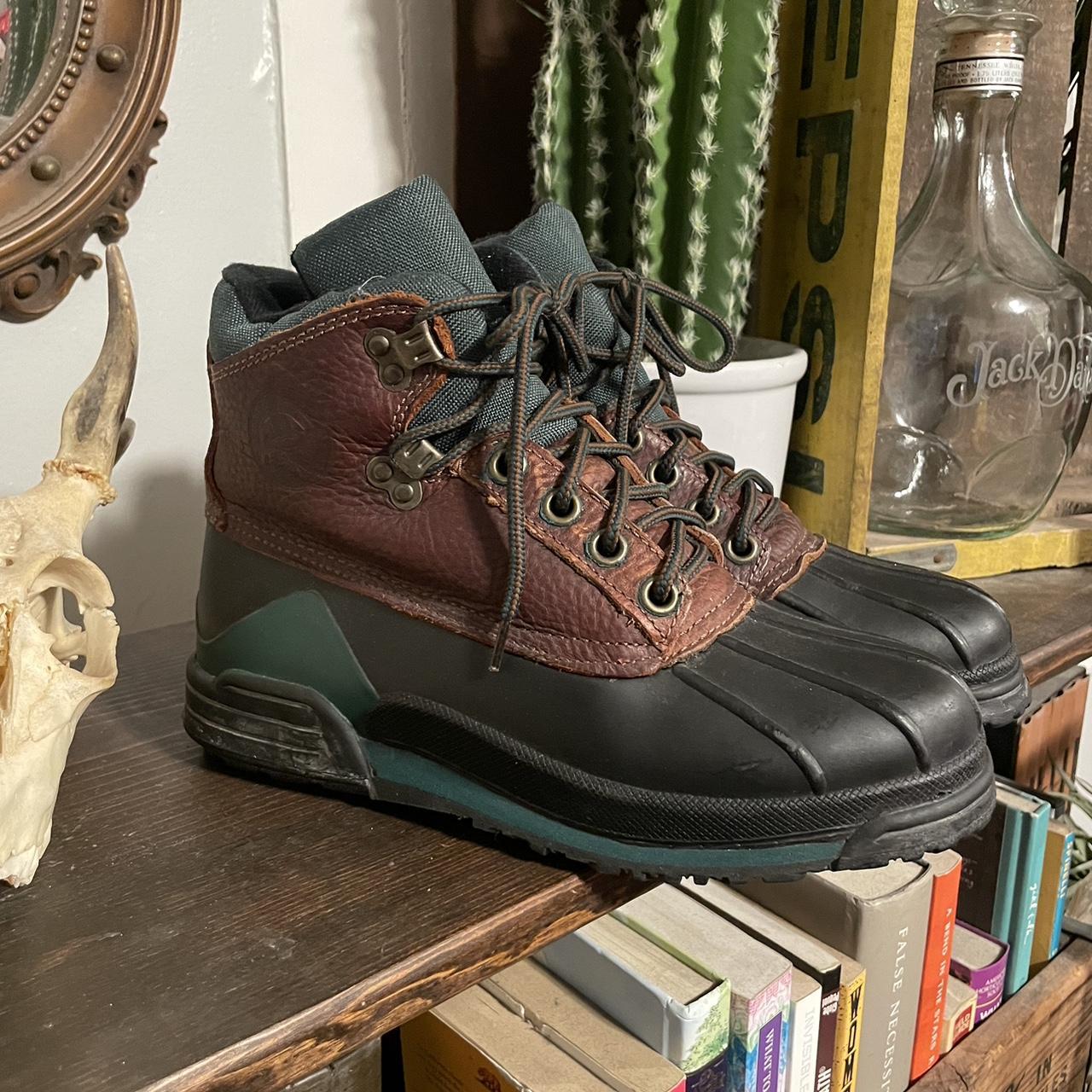 Vintage Eddie Bauer duck boots with Thinsulate Depop