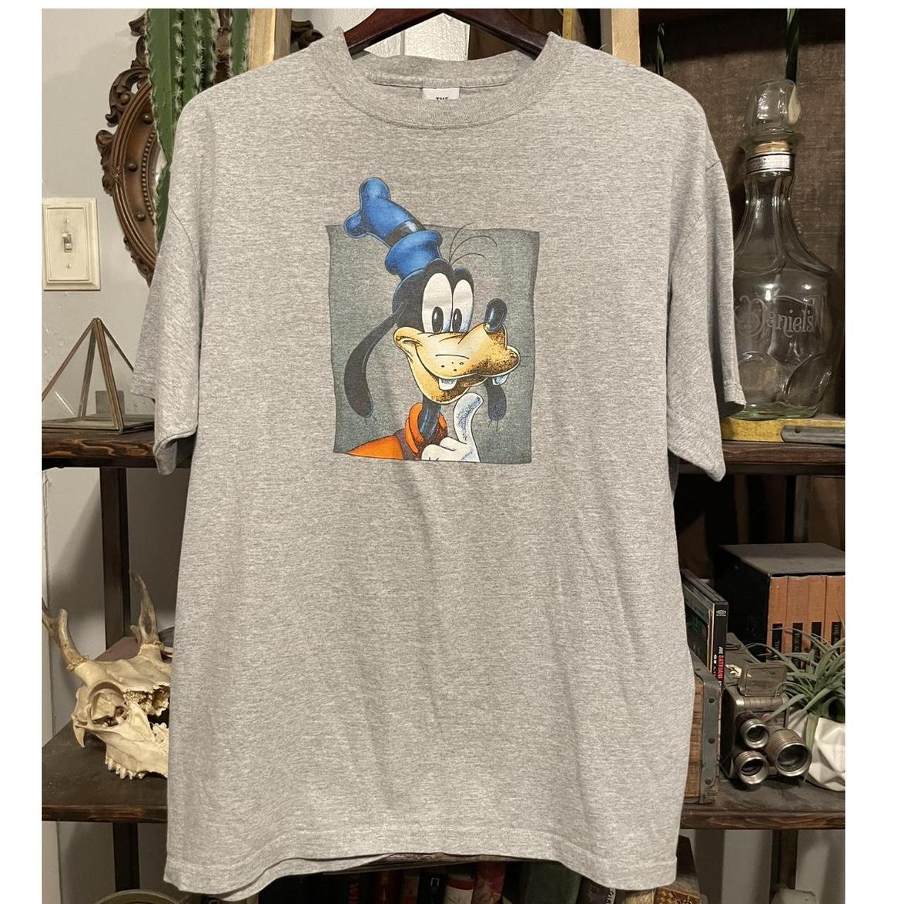 Vintage 1990's The Disney Store Goofy gray graphic - Depop