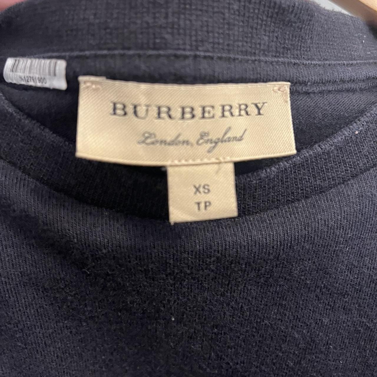 Burberry Women's Black T-shirt (2)