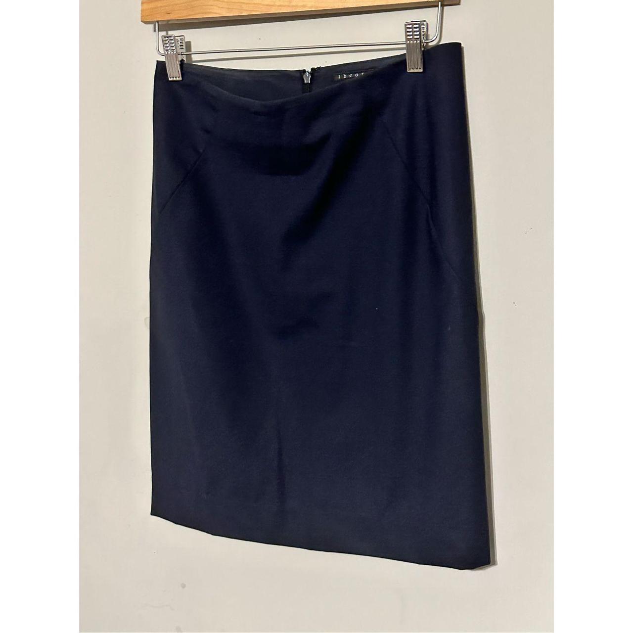 Theory navy hotsell pencil skirt