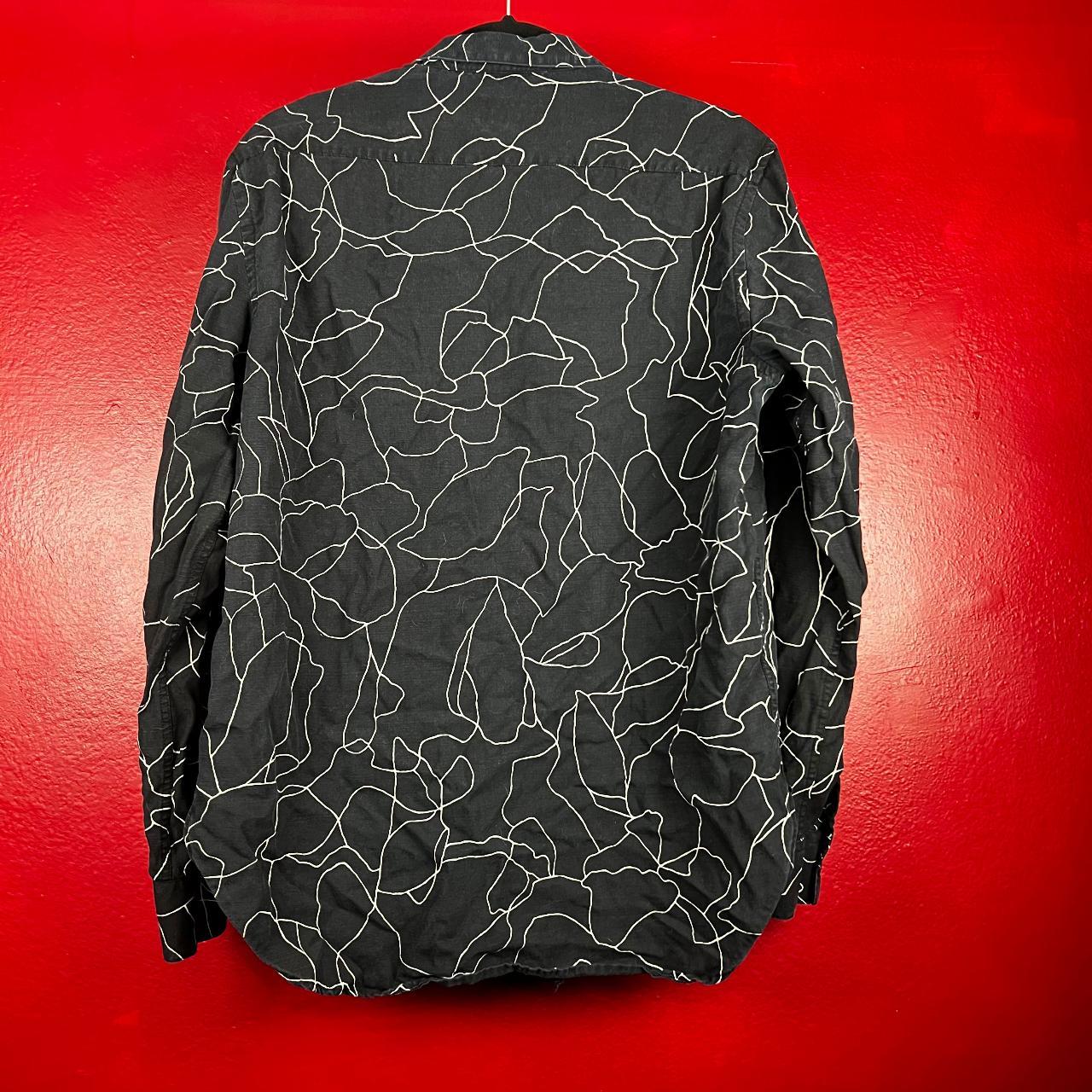 H&M Men's White and Black Shirt Depop