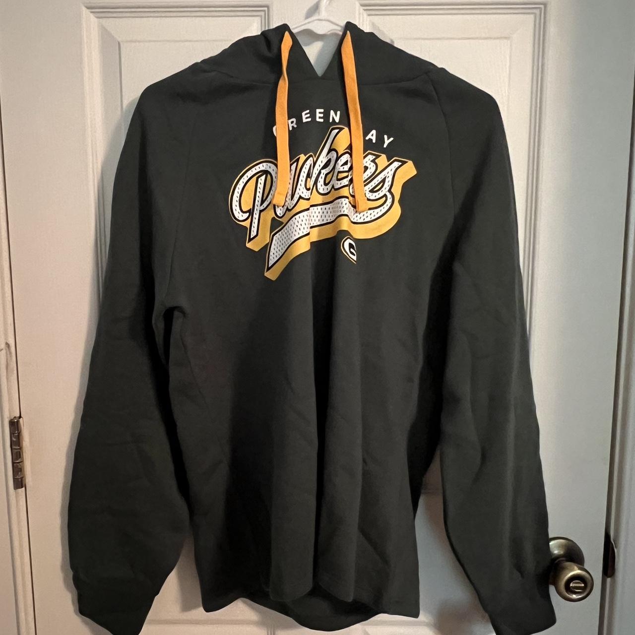 GreenBay Packers White Hoodie Condition is - Depop