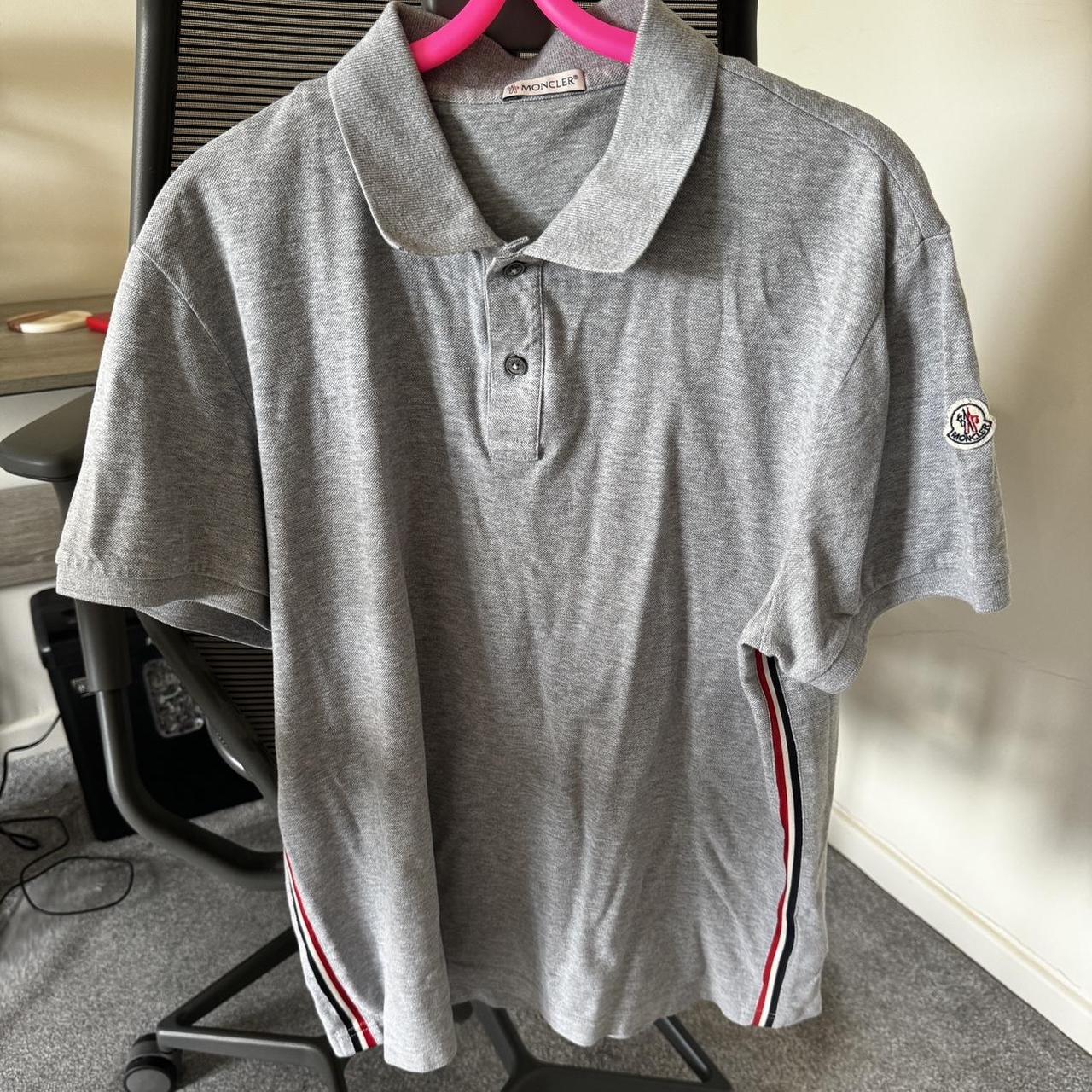 Grey moncler polo best sale