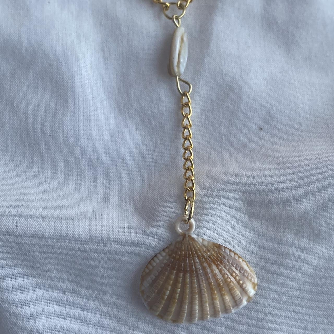 Sea shell pearled dangle necklace - 16 inches +... - Depop