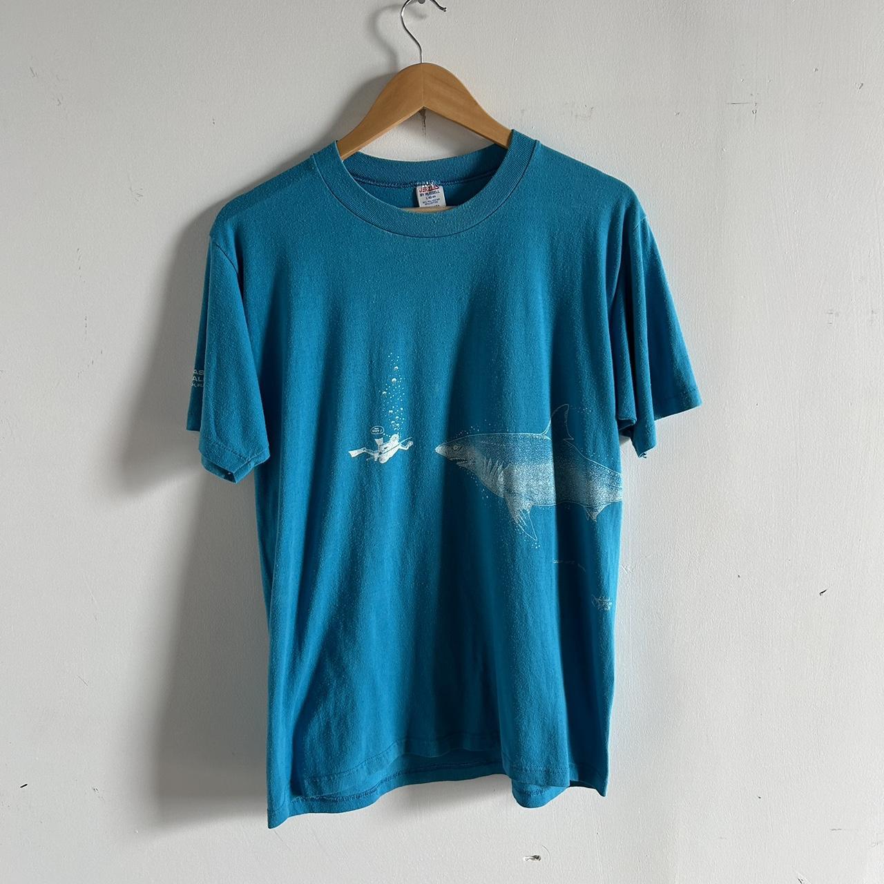 80s shark attack all over print tee