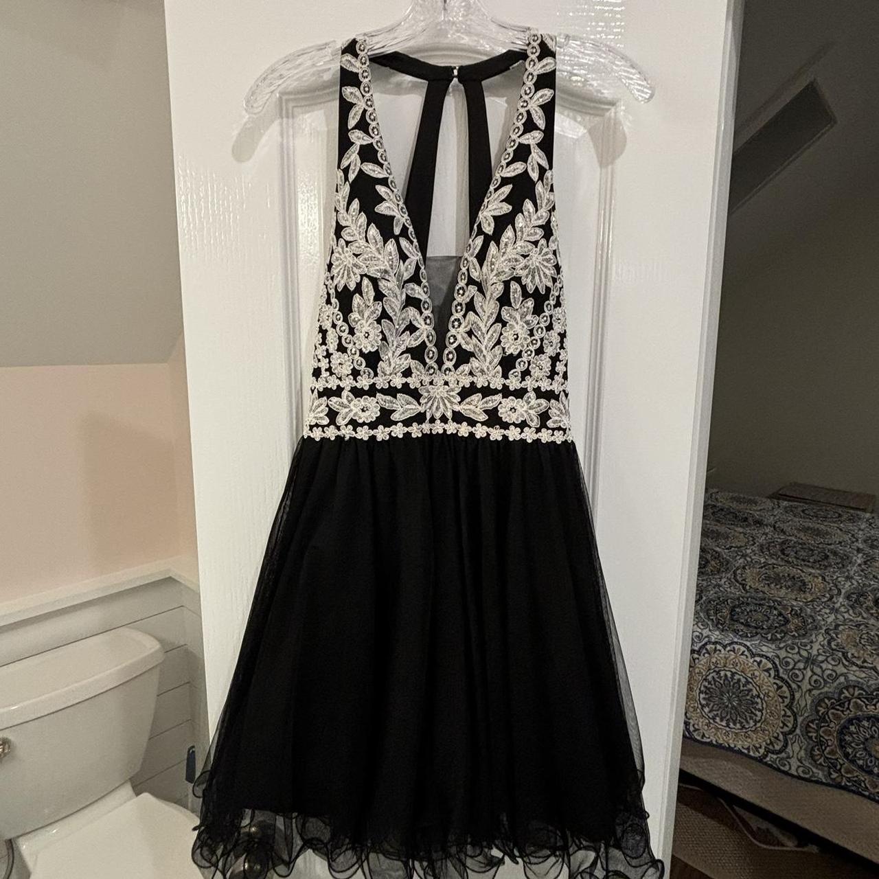 Blondie black and white dress best sale