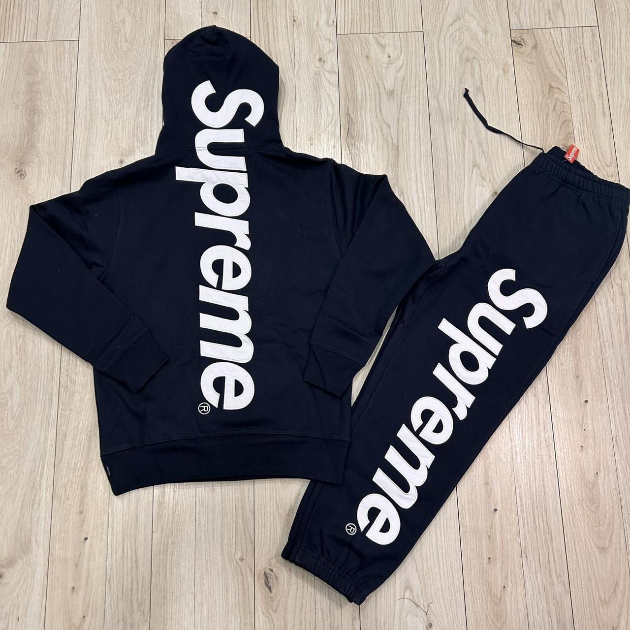 トップス supreme embroidered script hooded M Supreme Embroidered Script Hooded Sweatshirt Navy Men's - FW24 - US