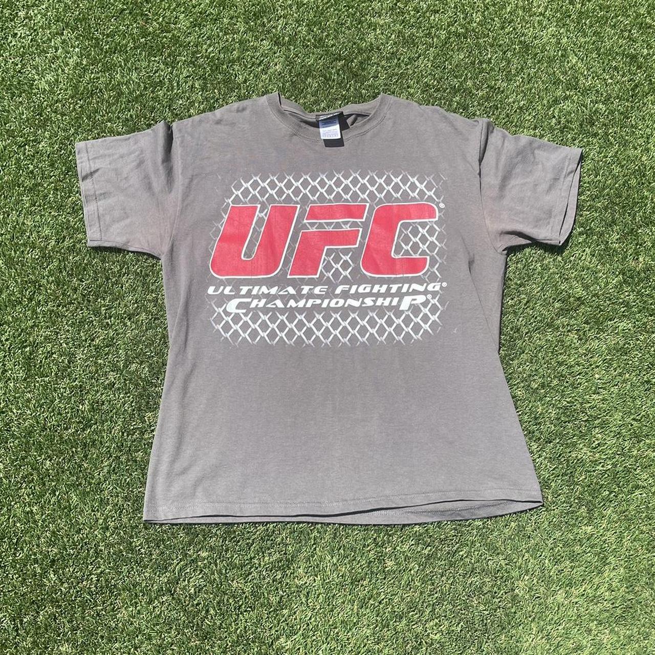 Y2K UFC shirt No noticeable flaws Size: Large - Depop