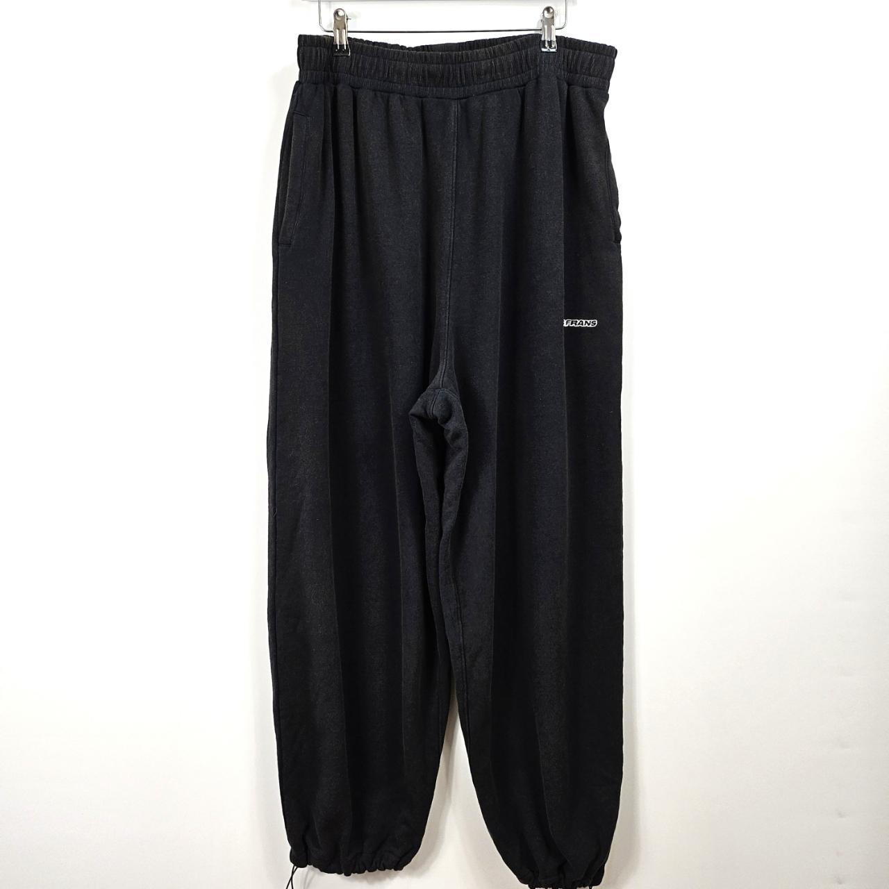 item listed by aysshas