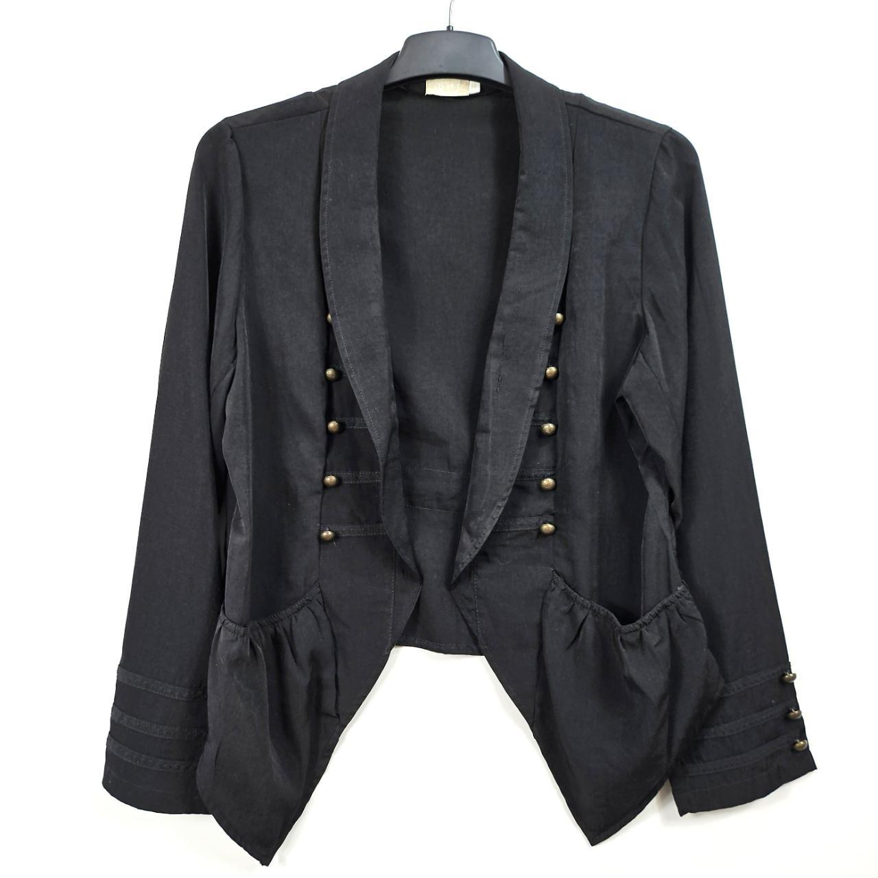 item listed by aysshas