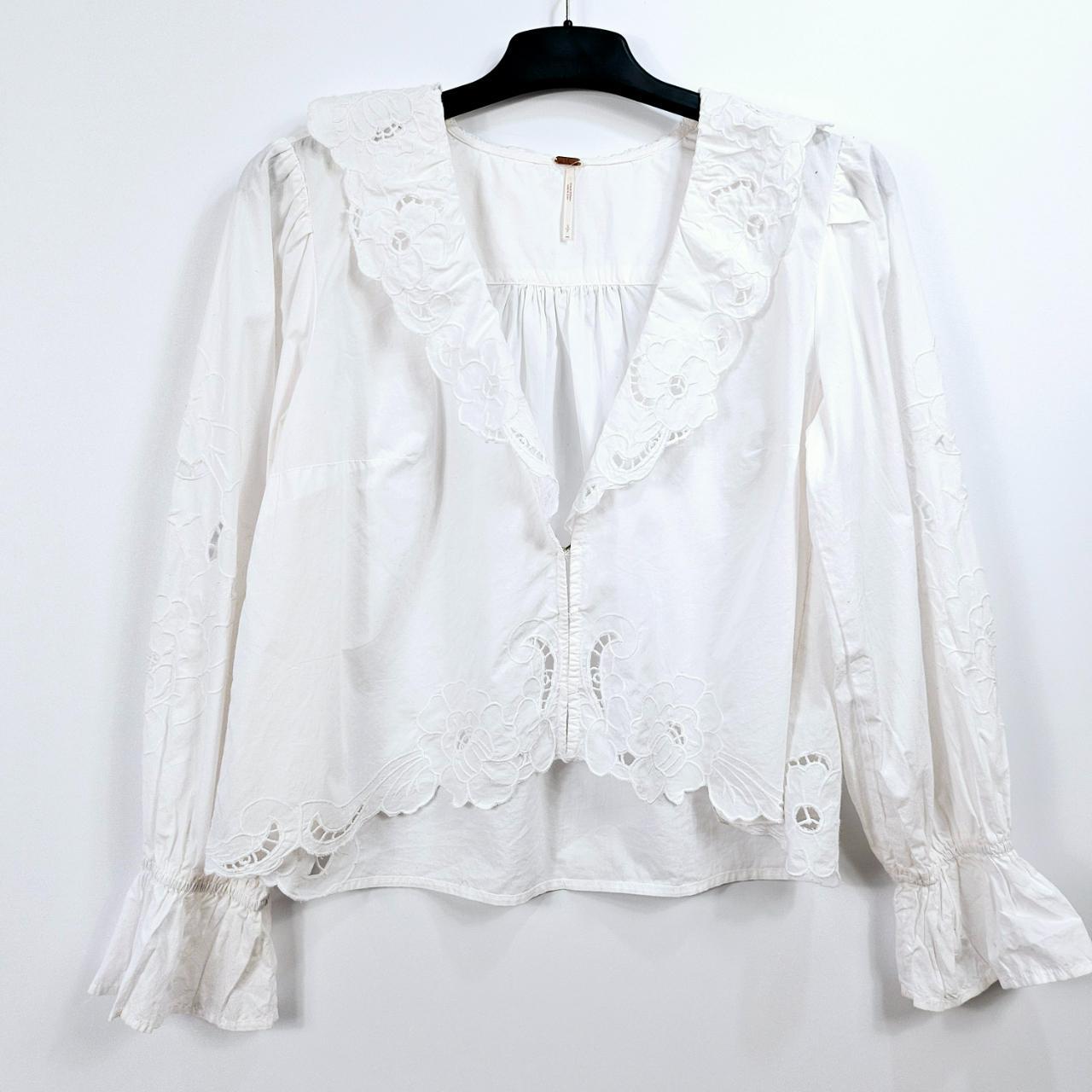 item listed by aysshas
