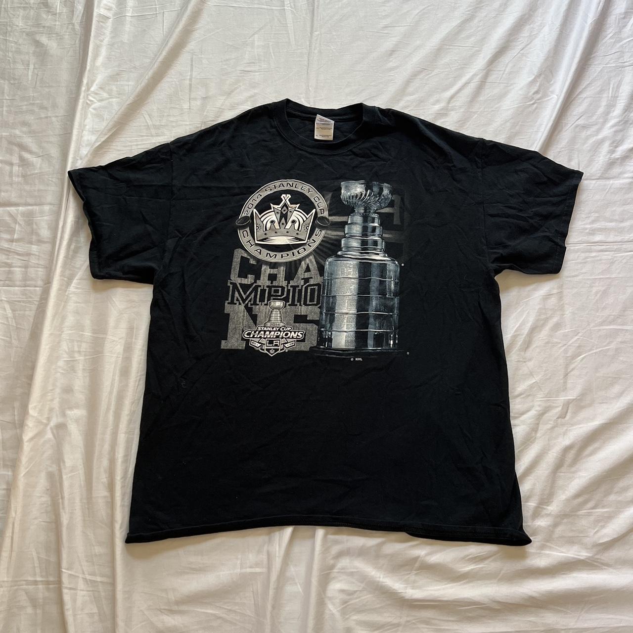 Grey '2014 Stanley Cup Los Angeles Kings' Tee! - Depop