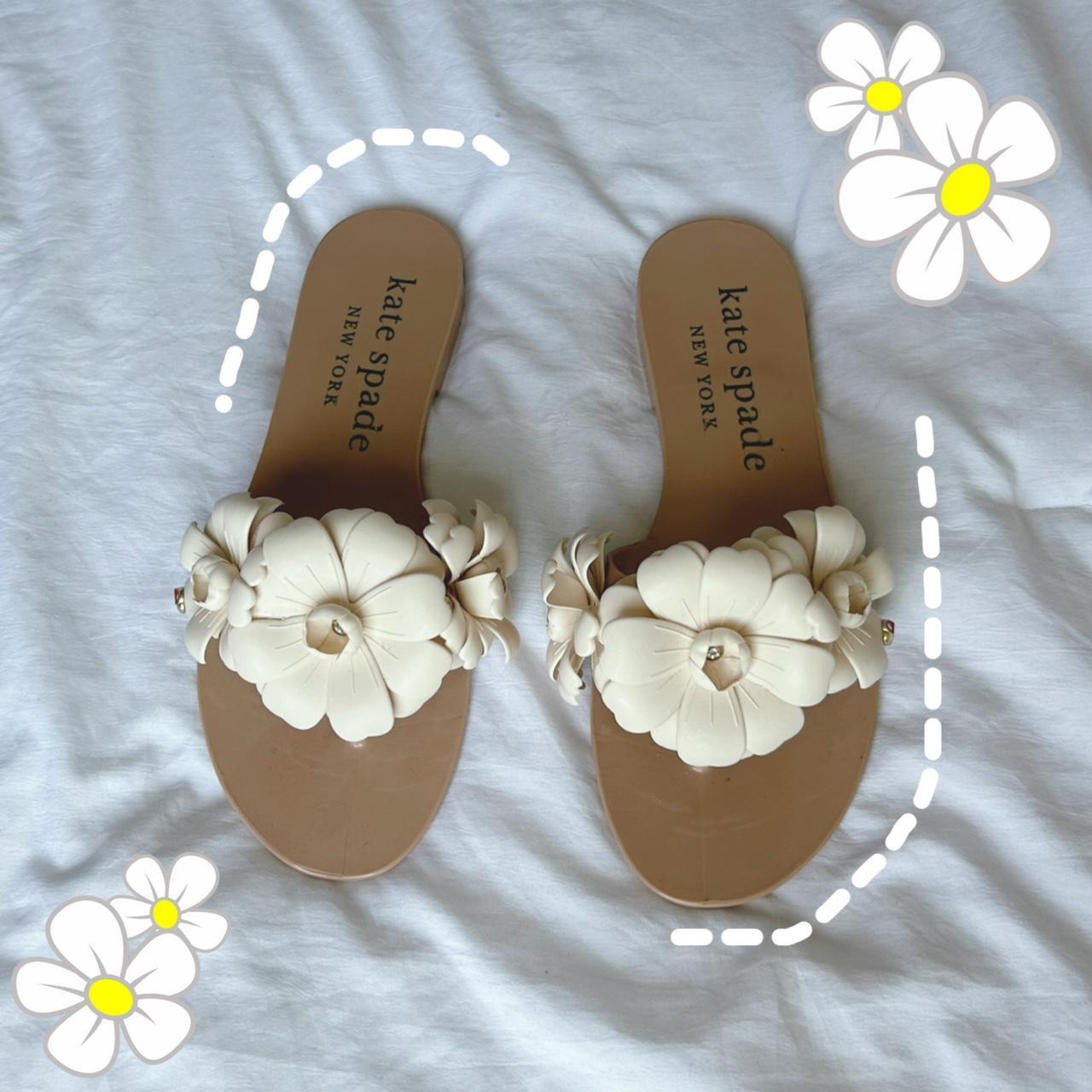 Kate Spade Mistic Bow Thong Sandals Size 9.5 Pale... - Depop