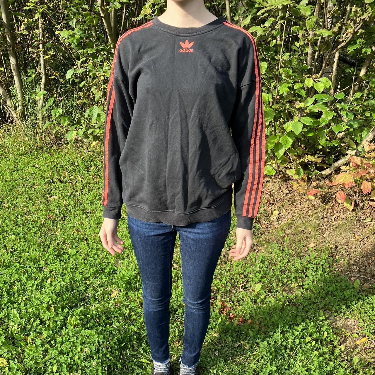 Vintage black adidas online sweatshirt