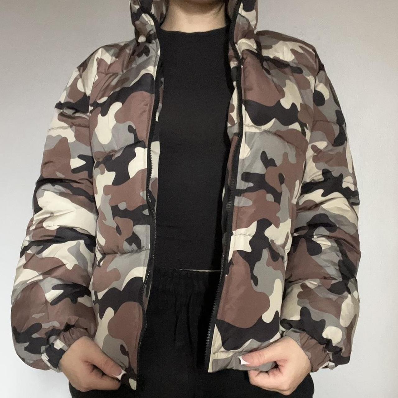 Camo puffer outlet jacket forever 21