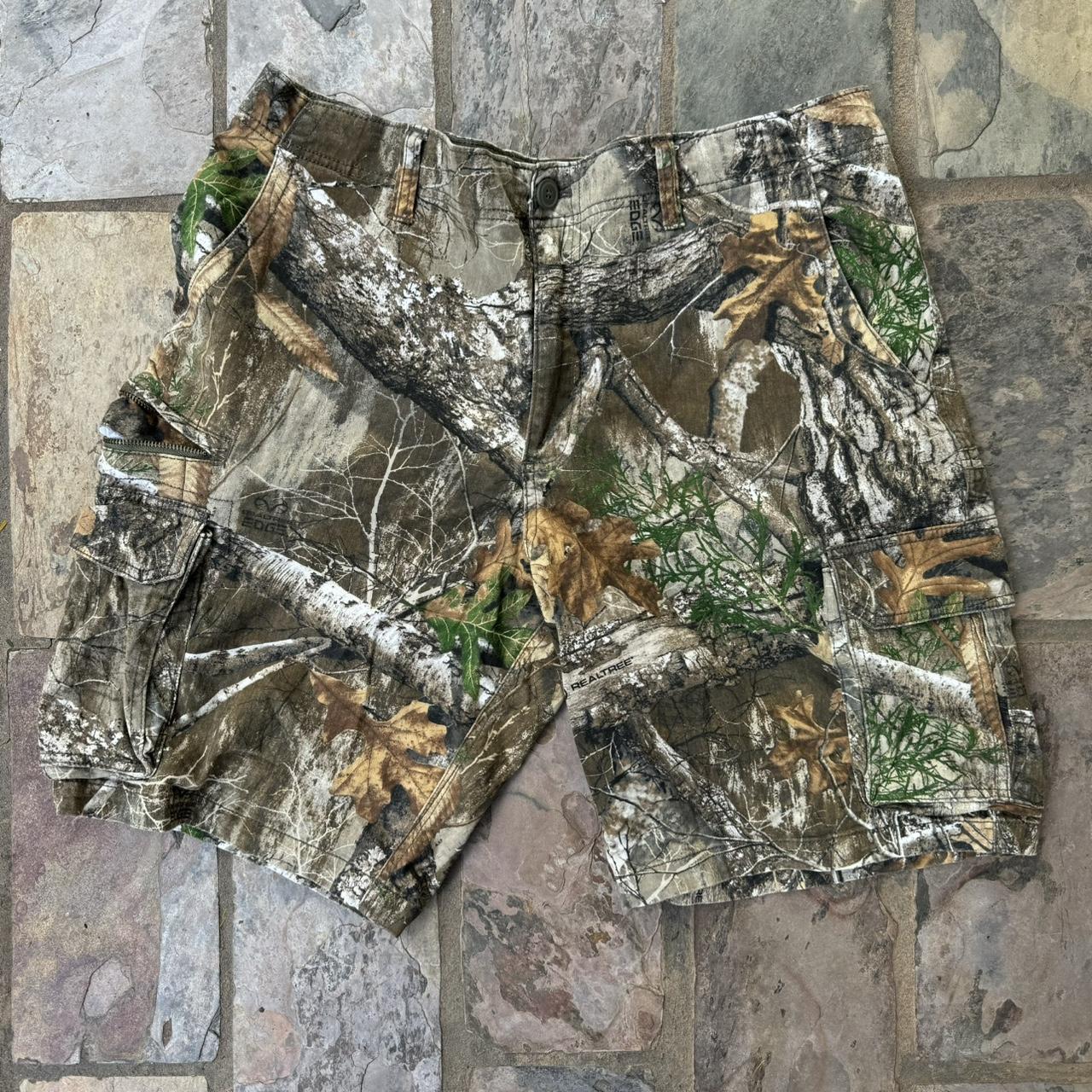 40” - Realtree Camo Shorts - Baggy Fit Cargo Pockets... - Depop