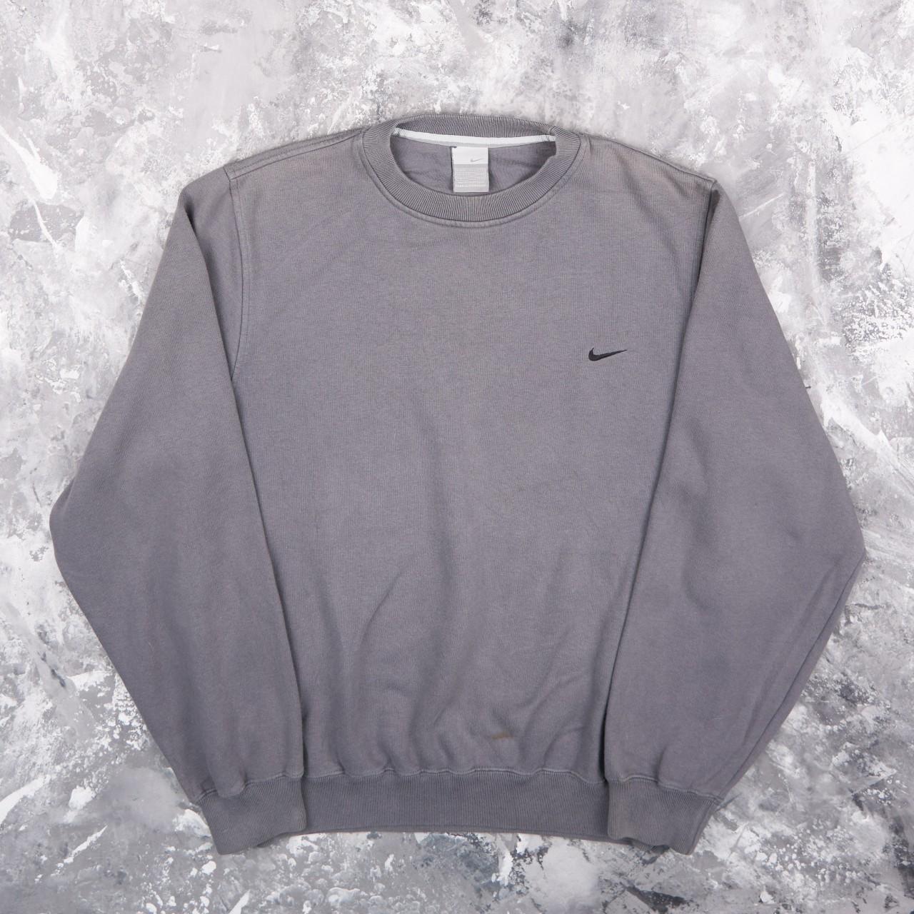mens small nike sweatshirt