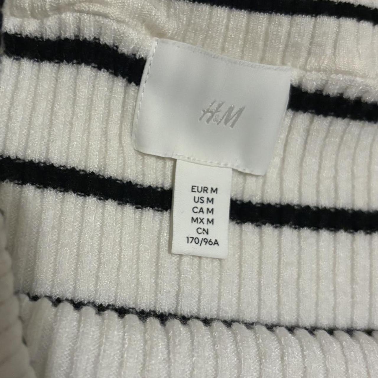 Super cute black and white striped H&M off the... - Depop