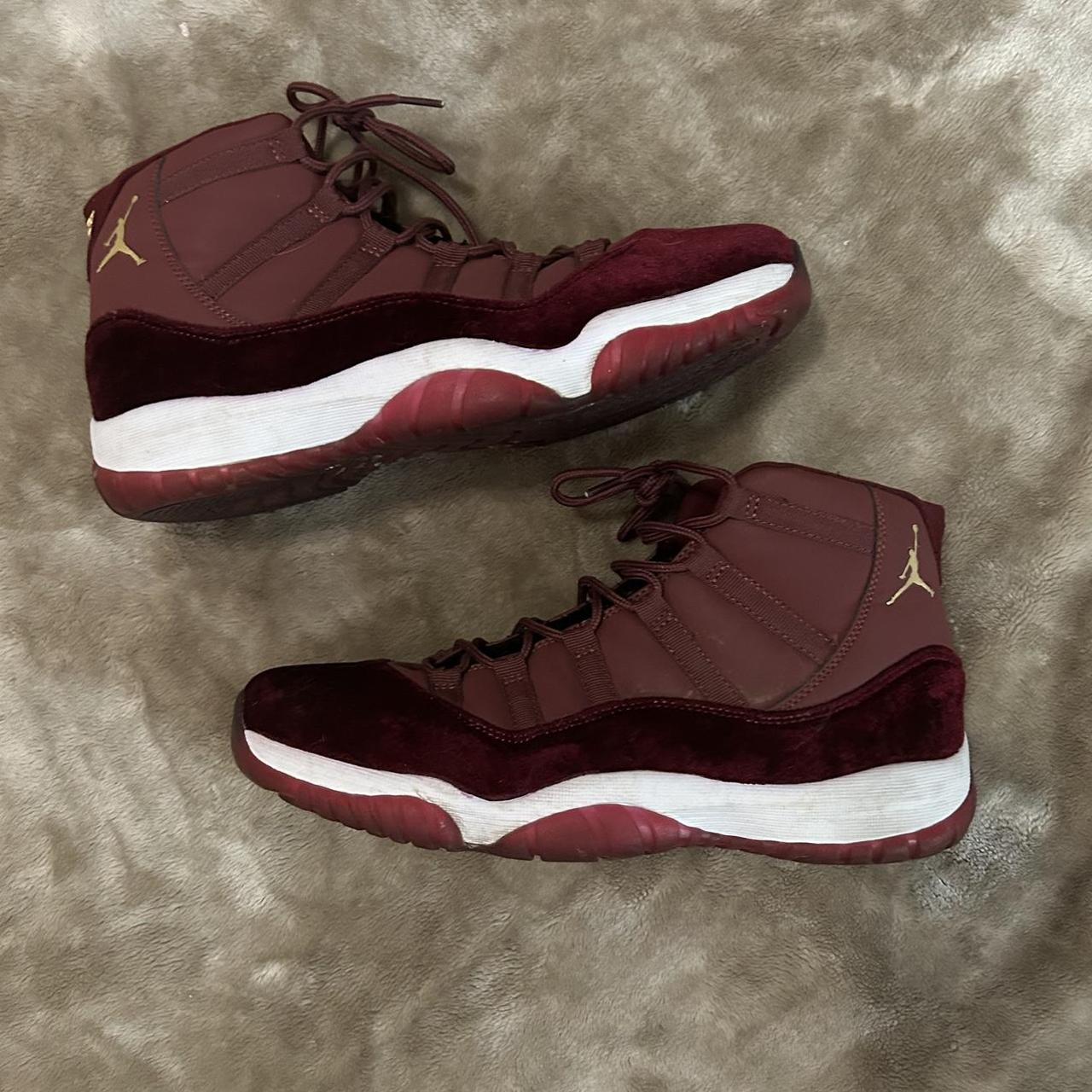 mens maroon jordans