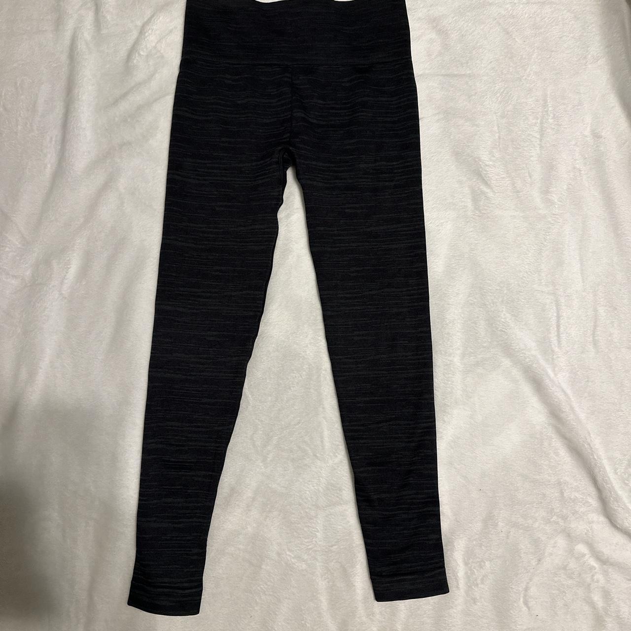 Gymshark Women's Black and Grey Leggings Depop